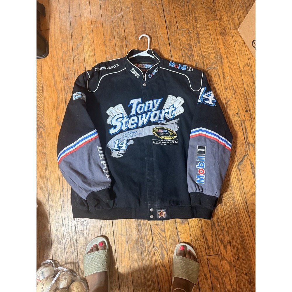 Tony Stewart 2011 NASCAR Sprint Cup Champion JH Design Jacket 4XL Office Depot